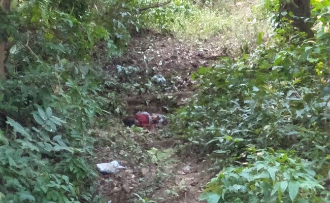 झारखंड : लोहरदगा में नक्सलियों ने किया धमाका, एक की मौत, चार घायल