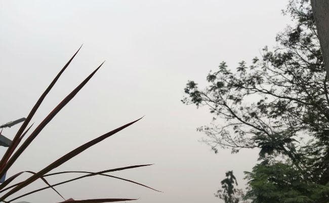 झारखंड मौसम: 26 तक आसमान में रहेंगे बादल, हो सकती है बारिश, 27 से पड़ेगी कंपा देने वाली ठंड