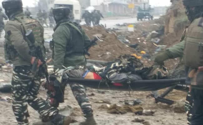 लोहरदगा : सीआरपीएफ जवान का उड़ा पैर, एम्स रेफर