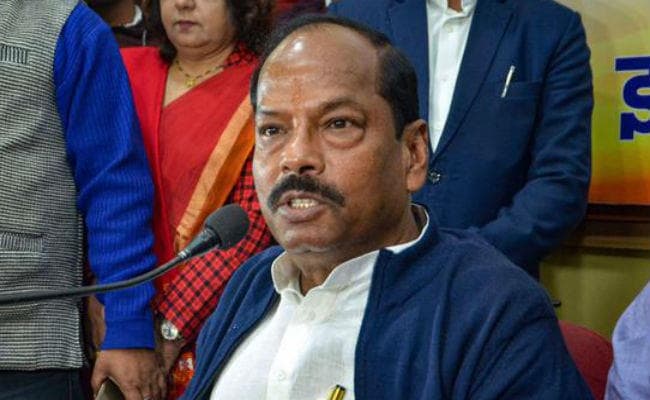 हेमंत सोरेन की जाति पर ‘आपत्तिजनक'' टिप्पणी करने के मामले में बुरे फंसे रघुवर दास, प्राथमिकी दर्ज
