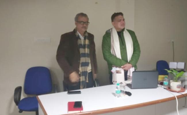 मीडिया के सामने FakeNews गंभीर चुनौती है : इंदु शेखर