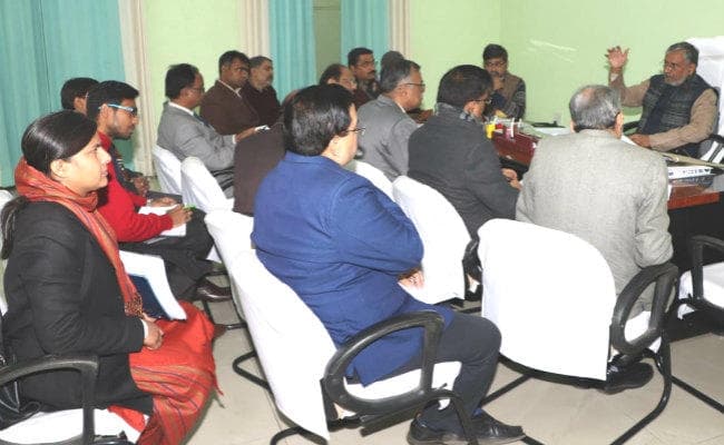 सुरक्षा व जीवन ज्योति बीमा योजना के दावों का शीघ्र करें निष्पादन – सुशील मोदी