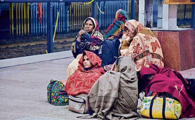 कोल्ड डे : सर्द हवाओं की चपेट में पूरा बिहार, और गिरेगा पारा, एक हफ्ते में 10 उड़ानें रद्द, कई ट्रेनें भी चल रही लेट