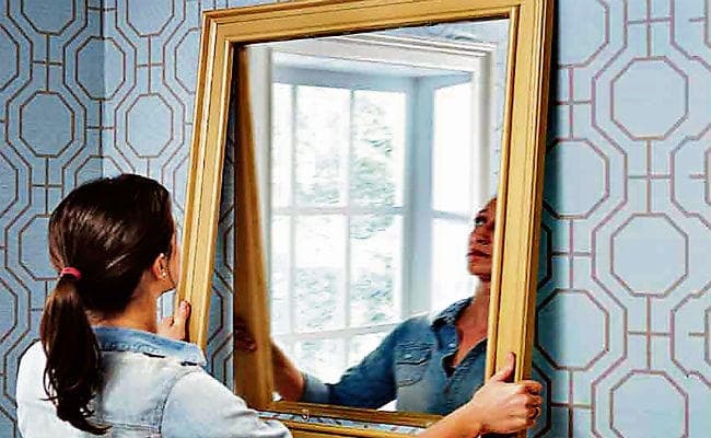 वास्तु टिप्स : घर में इन टूटी-फूटी चीजों के होने से रूठ जाती हैं लक्ष्मी