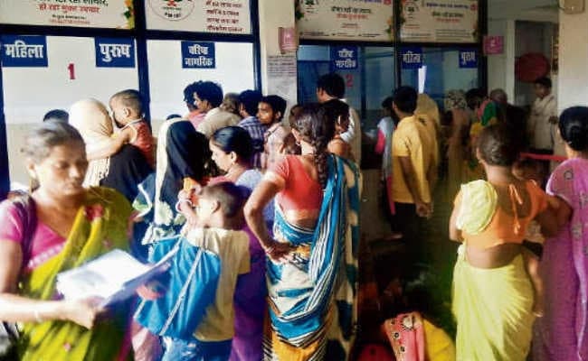 सदर अस्पताल में सर्दी-खांसी की दवा भी नहीं