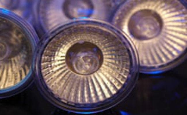 छत्तीसगढ़: फूटा हैलोजन बल्ब, 200 ग्रामीणों की आंखें...