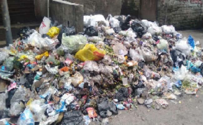 हावड़ा के वार्ड 15 का हाल : नारकीय जीवन जीने को मजबूर लोग