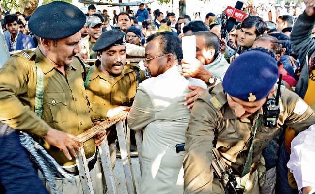 रांची : शपथ ग्रहण समारोह में सुरक्षा व्यवस्था के कारण हुई परेशानी