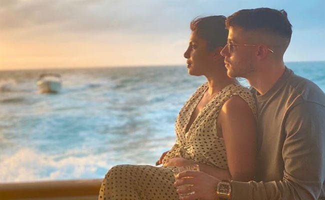 पति निक संग क्‍वालिटी टाइम स्‍पेंड करती दिखीं प्रियंका चोपड़ा, Photos