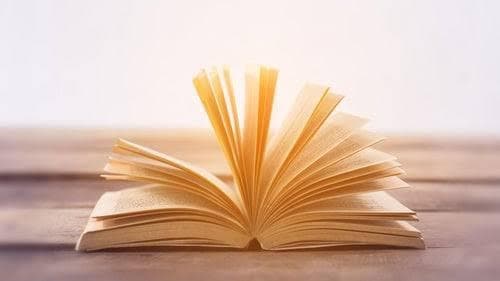 जानिये, साल 2019 में किस किताब ने बटोरीं सुर्खियां और किसने पैदा किया विवाद...