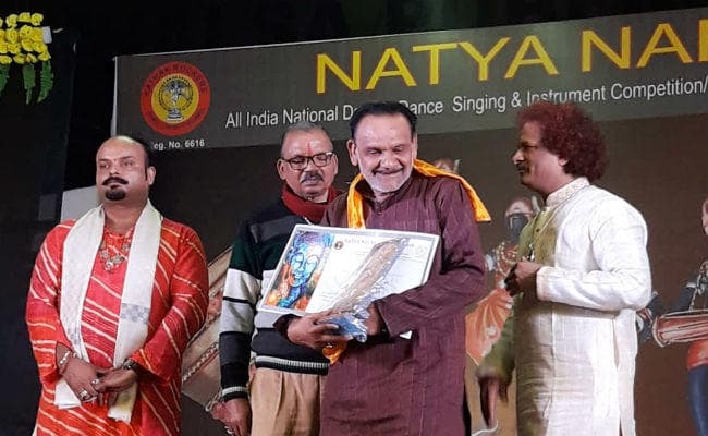 छत्तीसगढ़ में रांची के रंगमंच कलाकारों को मिला पुरस्कार, ''नाटक अब और नहीं'' का किया गया मंचन