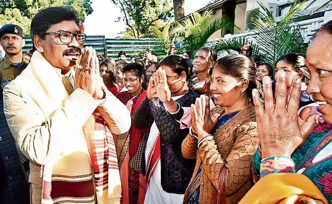 मुख्यमंत्री हेमंत सोरेन ने कहा- विकास के लिए सरकार प्रतिबद्ध