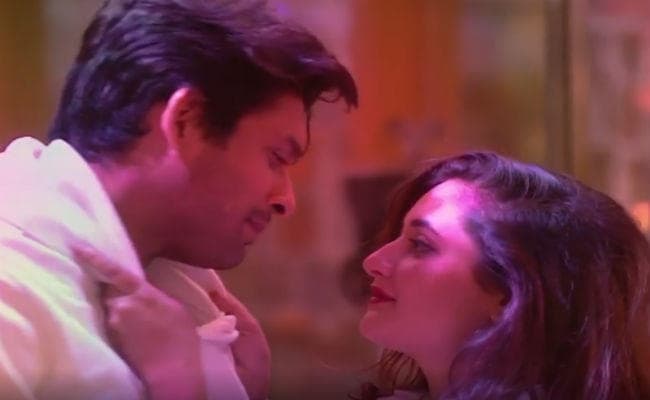 VIDEO: बिग बॉस के घर से अरहान के निकलते ही सिद्धार्थ शुक्‍ला के साथ ऐसा डांस करती दिखीं रश्मि देसाई