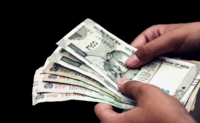 आम आदमी को राहत : नये वर्ष पर आज से सस्ते हो गये 23 सामान