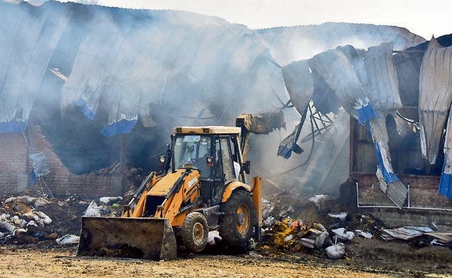 हाथ से छूटा भाई का हाथ, एक को मिली जिंदगी तो दूसरे ने मौत को लगाया गले