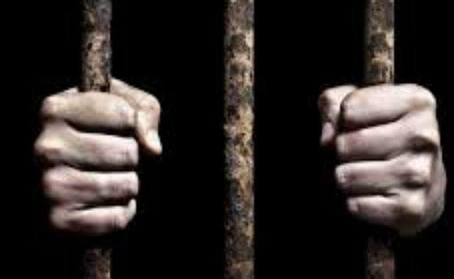 पाकिस्तान की जेलों में बंद हैं 537 भारतीय कैदी