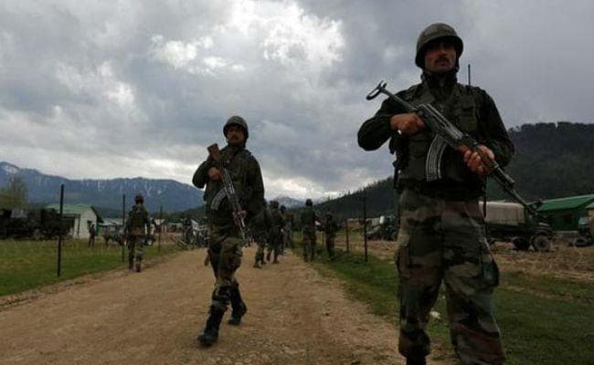 LAC पर भारत की सामान्य गश्त में बाधा डाल रहा है चीन: विदेश मंत्रालय
