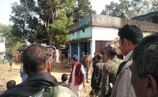 सिमडेगा : पारिवारिक विवाद से तंग आकर महिला ने की आत्महत्या, मायके वालों ने जतायी हत्‍या की आशंका