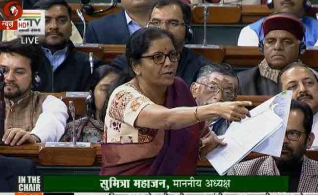 #Rafale लोस में रक्षा मंत्री ने कांग्रेस पर बोला हमला, आपको यह सौदा रास नहीं आया, क्योंकि आपको पैसे नहीं मिले