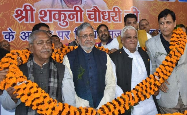 सुशील मोदी ने महागठबंधन पर बोला हमला, कहा- एक शेर का मुकाबला 10 गीदड़ मिलकर नहीं कर पायेंगे