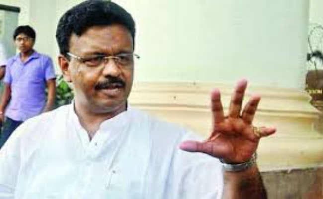 बोले फिरहाद हकीम - लोकतंत्र की हत्या करनेवाले के मुंह से लोकतंत्र की बात बेमानी