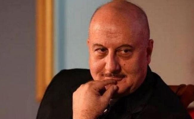 Exclusive: बोले अनुपम खेर- प्रोफेशन के बीच निजी विचारों को नहीं लाता