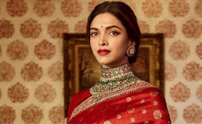 दीपिका पादुकोण ने अपने बर्थडे पर फैन्स को दिया यह स्पेशल गिफ्ट