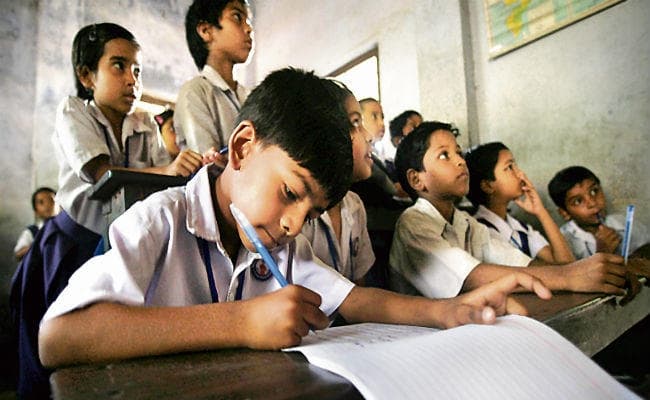 पटना : स्कूली बच्चे आउटडोर गेम्स में नहीं ले रहे हैं दिलचस्पी