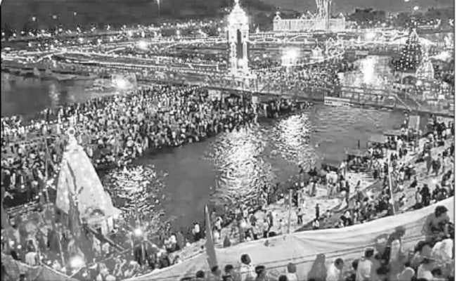 कोलकाता : विश्व धरोहर की मान्यता से उत्साहित अर्द्ध कुंभ को महाकुंभ में बदला