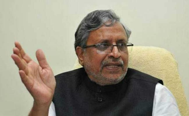 पटना : गरीबों को धोखा देने को फोटो सेशन करा रहे तेजस्वी : सुशील मोदी