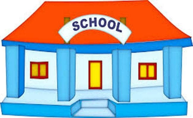 बिहार के स्कूलों में स्वच्छ पेयजल से लेकर शौचालय तक की कमी, स्कूलों में बिजली की स्थिति भी ठीक नहीं
