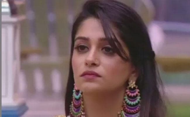 सिरफिरे फैन ने दीपिका को तेजाब फेंकने की दी धमकी