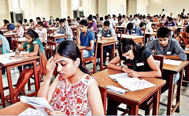 जेइइ मेन-2019 : परीक्षा की घड़ी में संयम और समझदारी से खुलेंगे सफलता के द्वार