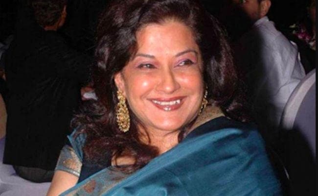 अभिनेत्री मौसमी चटर्जी के घर में चोरी , नौकरानी गिरफ्तार