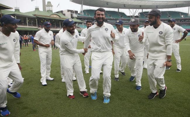 घंटो बल्लेबाजी कर सकते हैं पुजारा, पर डांस नहीं….
