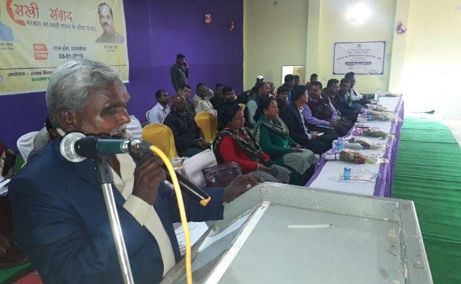 बैंक ऋण ग्रामीण क्षेत्रों में पति-पत्नी के झगड़े का बन रहा कारण : चंपाई सोरेन