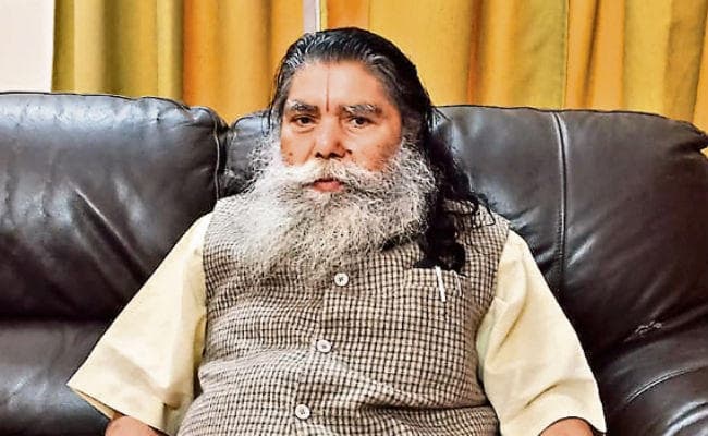 रांची : मजदूरों के नाम पर राजनीति बंद हो लाल-पीला झंडा छोड़ एक आवाज बनें