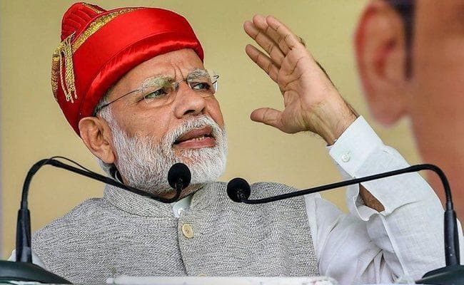 मिशेल राफेल के प्रतिद्वंद्वियों की पैरवी कर रहा था, कांग्रेस स्प्ष्टीकरण दे : मोदी