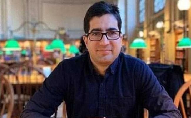 जम्मू कश्मीर के आईएएस अफसर ने दिया इस्तीफा, लगाये गंभीर आरोप