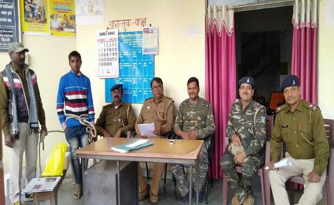 सिल्ली : पत्नी की हत्या के आरोप में पति गिरफ्तार, मृतक का कंकाल बरामद