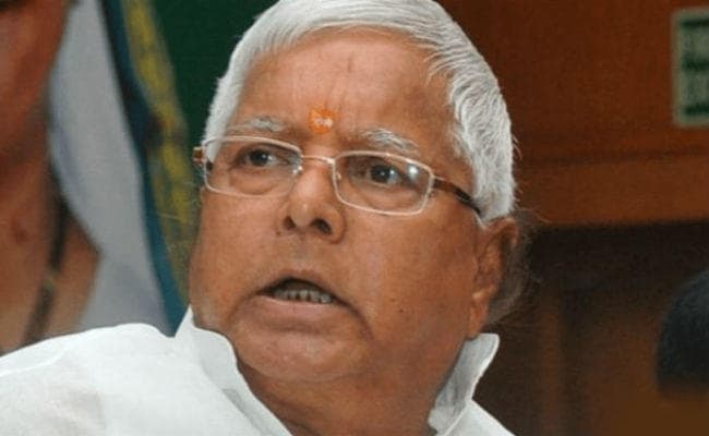 पटना : नीतीश ने किया जनादेश का अपमान : लालू प्रसाद