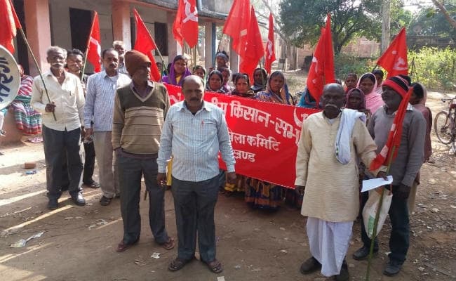 कसमार में किसान सभा का प्रदर्शन, कहा- किसानों की समस्या से बेसुध है सरकार