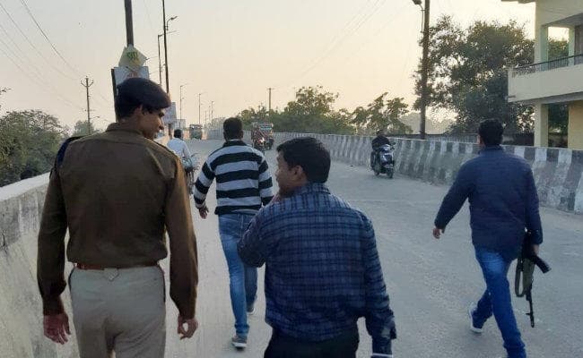 पलामू के शहरों में पुलिस फुट पेट्रोलिंग की शुरुआत, गांव तक होगा इस अभियान का विस्तार