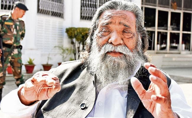 प्रभात खबर से बोले गुरु जी, झारखंडियों की हालत देख कर दु:ख होता है