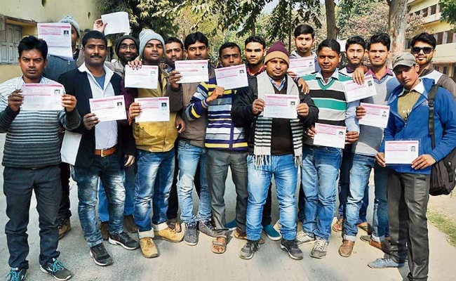 पटना : 1100 छात्रों के लिए थी परीक्षा की सुविधा, पहुंच गये 1800, पेपर रद्द