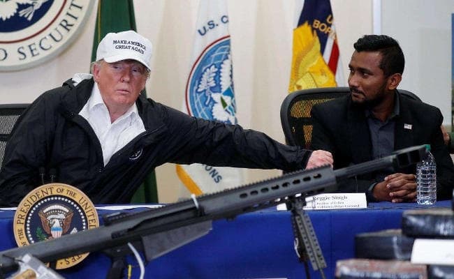 USA : भारतीय मूल के पुलिसकर्मी का भाई सीमा सुरक्षा पर ट्रम्प के साथ