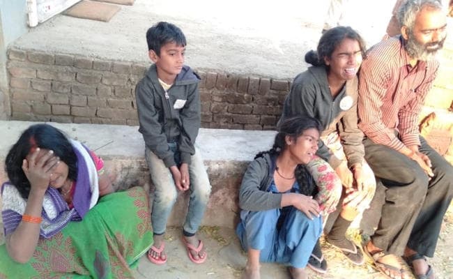 झारखंड : जामताड़ा में बुजुर्ग को जिंदा जलाया