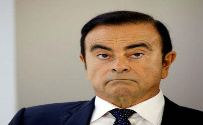 जापानी कार निर्माता कंपनी निसान के पूर्व चेयरमैन कार्लोस घोसन पर लगा विश्वासघात का आरोप