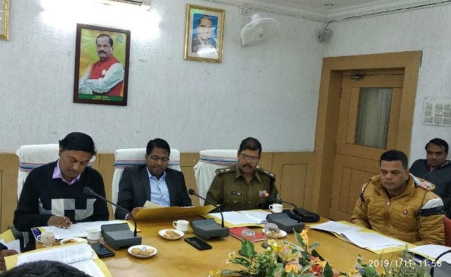 गुमला : घोर नक्सल प्रभावित 944 गांवों में गणतंत्र दिवस पर एक साथ फहराया जायेगा तिरंगा