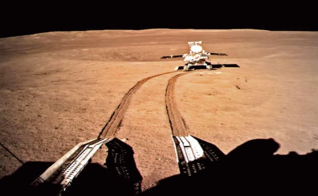 चंद्रमा के सबसे दूर के हिस्से की पहली अनदेखी तस्वीरें चीनी यान ने की जारी